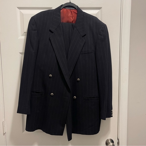 Versace Classic V2 pinstriped 
double-breasted, wool two-piece suit size 52 - Picture 2 of 7